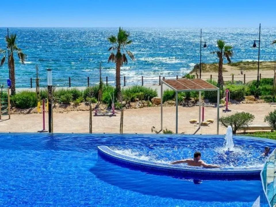 Apartment Deluxe Clara Sea Senses Torrevieja Kültér fotó