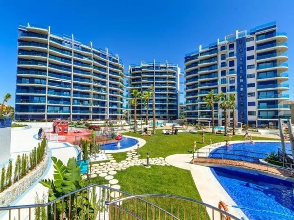 Apartment Deluxe Clara Sea Senses Torrevieja Kültér fotó