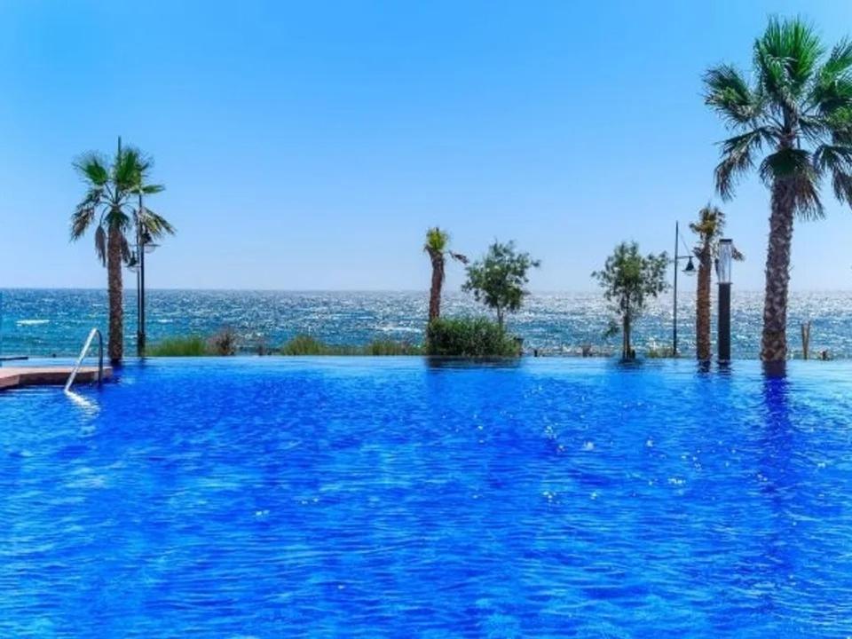 Apartment Deluxe Clara Sea Senses Torrevieja Kültér fotó