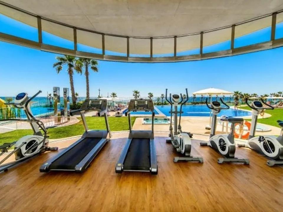 Apartment Deluxe Clara Sea Senses Torrevieja Kültér fotó